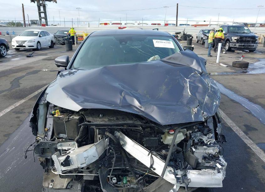 Photo 12 of 2019 Honda Clarity PLUG-IN HYBRID TOURING (VIN JHMZC5F32KC004774)