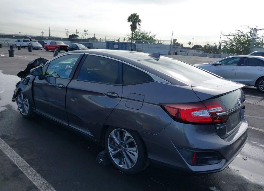 Photo 3 of 2019 Honda Clarity PLUG-IN HYBRID TOURING (VIN JHMZC5F32KC004774)