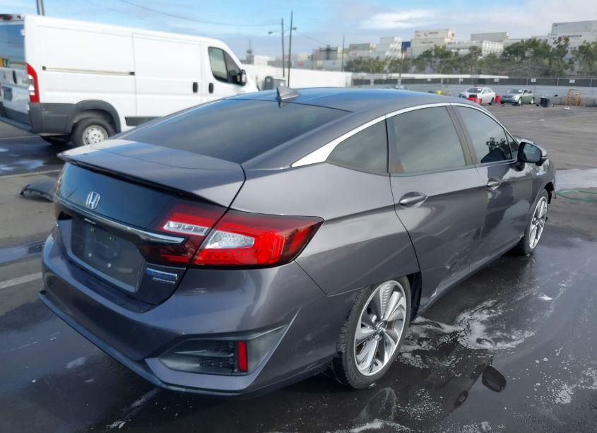 Photo 4 of 2019 Honda Clarity PLUG-IN HYBRID TOURING (VIN JHMZC5F32KC004774)