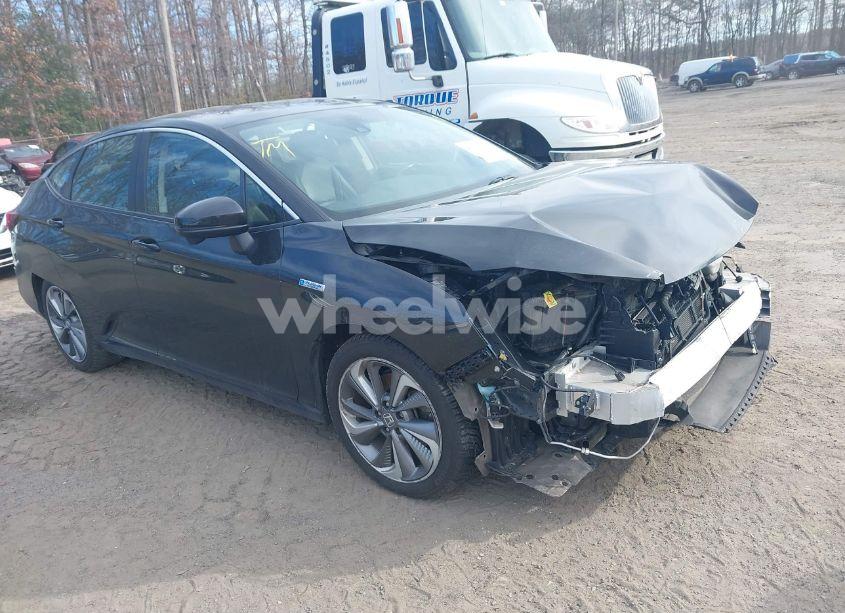 2018 Honda Clarity PLUG-IN HYBRID TOURING (VIN JHMZC5F34JC018741) main photo