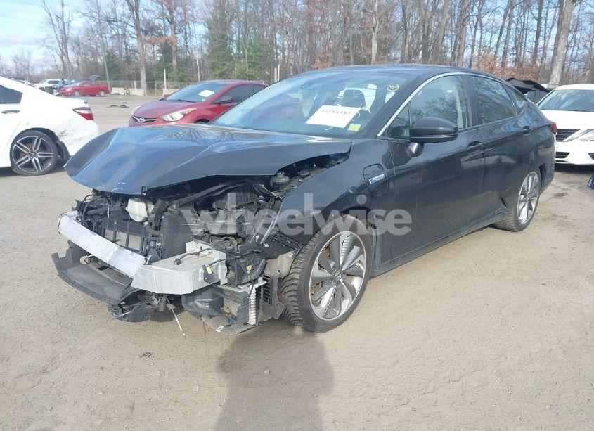 Photo 2 of 2018 Honda Clarity PLUG-IN HYBRID TOURING (VIN JHMZC5F34JC018741)