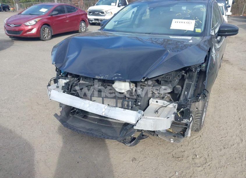 Photo 6 of 2018 Honda Clarity PLUG-IN HYBRID TOURING (VIN JHMZC5F34JC018741)