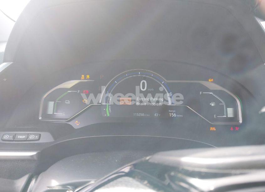 Photo 7 of 2018 Honda Clarity PLUG-IN HYBRID TOURING (VIN JHMZC5F34JC018741)