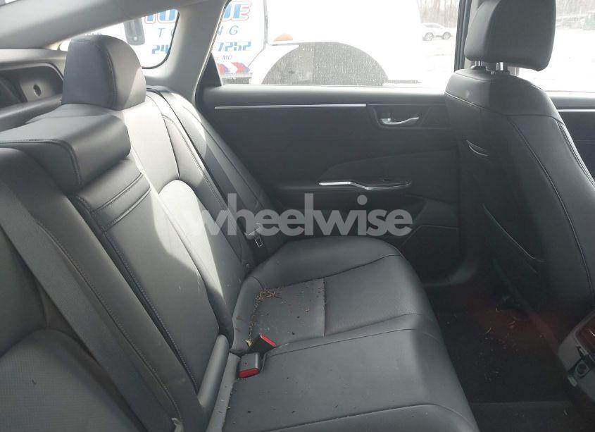 Photo 8 of 2018 Honda Clarity PLUG-IN HYBRID TOURING (VIN JHMZC5F34JC018741)