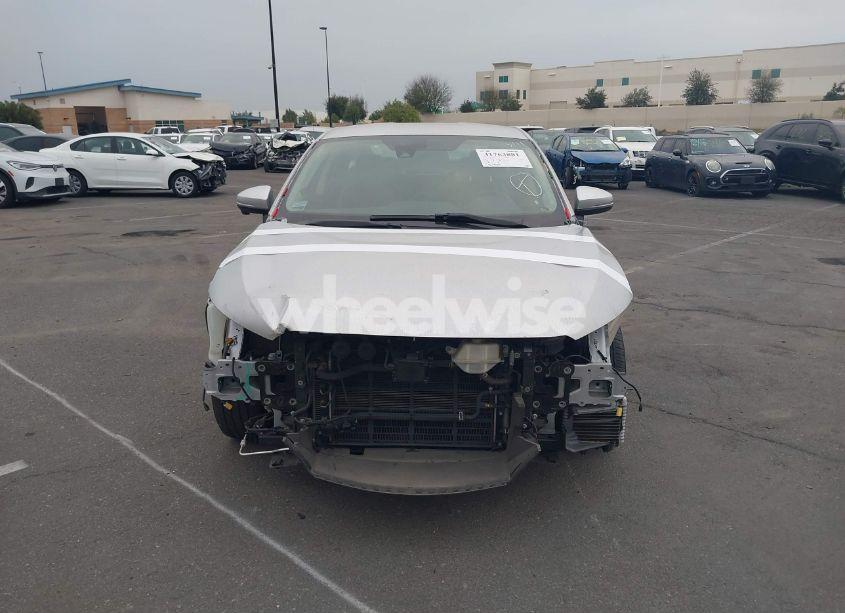 Photo 13 of 2019 Honda Clarity PLUG-IN HYBRID TOURING (VIN JHMZC5F34KC007031)