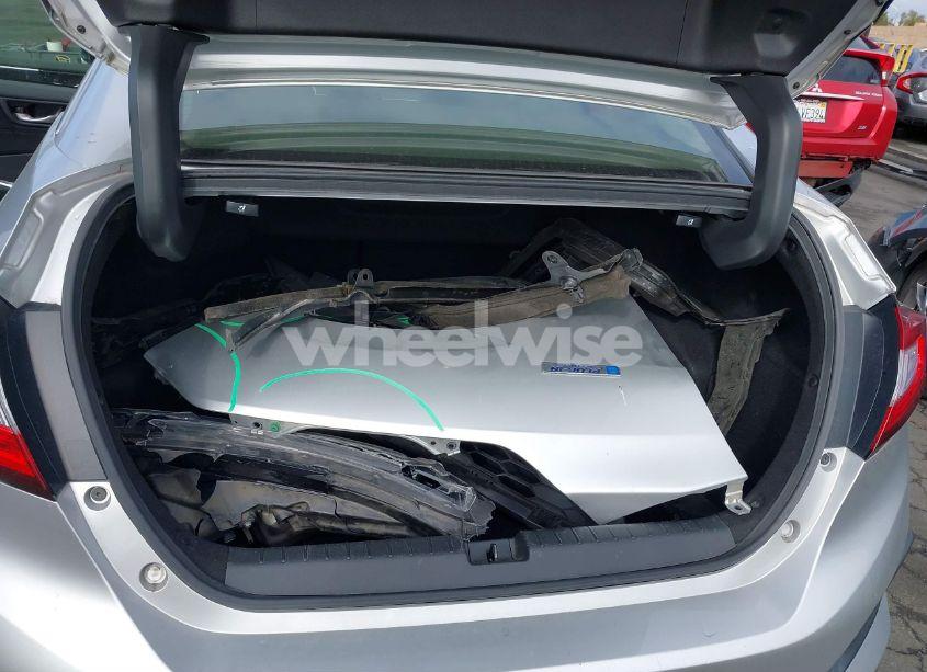 Photo 18 of 2019 Honda Clarity PLUG-IN HYBRID TOURING (VIN JHMZC5F34KC007031)