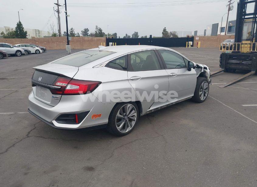 Photo 4 of 2019 Honda Clarity PLUG-IN HYBRID TOURING (VIN JHMZC5F34KC007031)