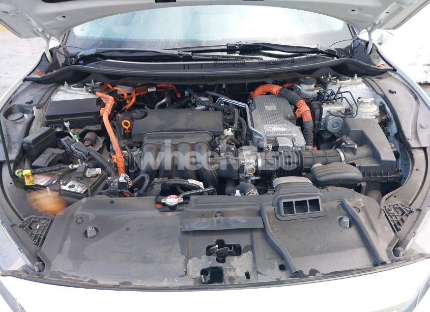 Photo 10 of 2019 Honda Clarity PLUG-IN HYBRID TOURING (VIN JHMZC5F34KC007238)