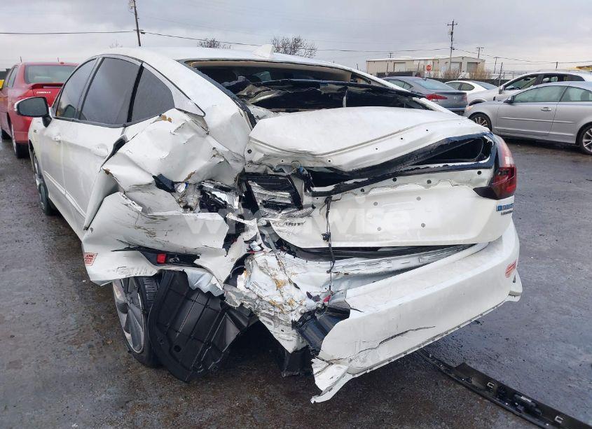 Photo 6 of 2019 Honda Clarity PLUG-IN HYBRID TOURING (VIN JHMZC5F34KC007238)