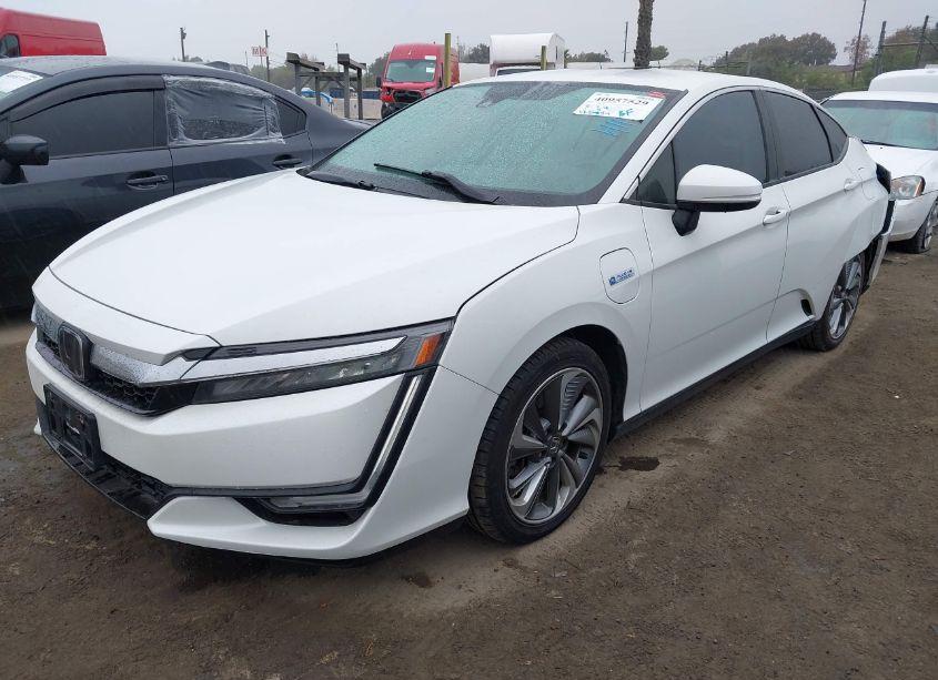 Photo 2 of 2018 Honda Clarity PLUG-IN HYBRID TOURING (VIN JHMZC5F35JC002337)