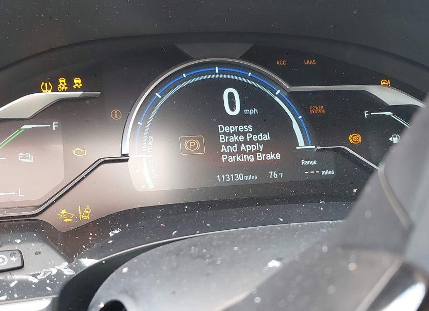 Photo 7 of 2018 Honda Clarity PLUG-IN HYBRID TOURING (VIN JHMZC5F35JC010809)