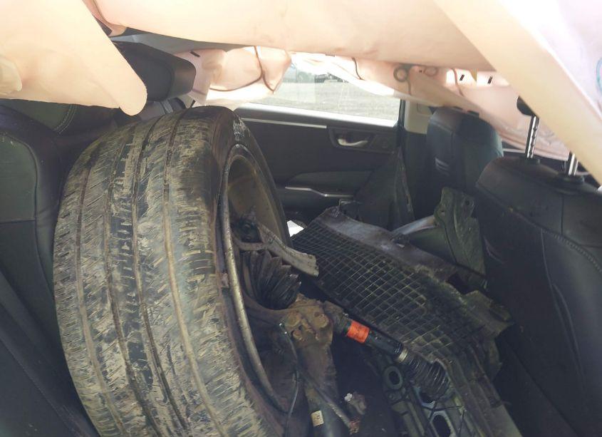 Photo 8 of 2018 Honda Clarity PLUG-IN HYBRID TOURING (VIN JHMZC5F35JC010809)