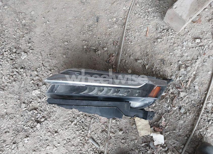 Photo 12 of 2018 Honda Clarity PLUG-IN HYBRID TOURING (VIN JHMZC5F35JC023012)