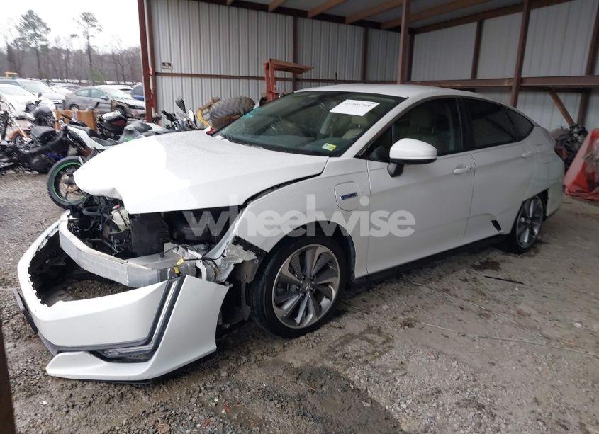 Photo 2 of 2018 Honda Clarity PLUG-IN HYBRID TOURING (VIN JHMZC5F35JC023012)