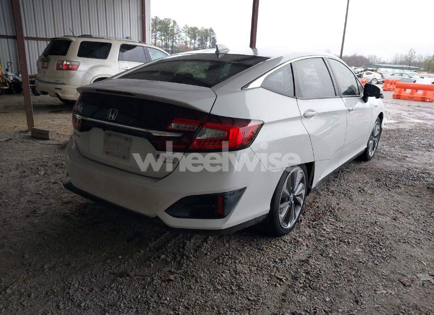 Photo 4 of 2018 Honda Clarity PLUG-IN HYBRID TOURING (VIN JHMZC5F35JC023012)
