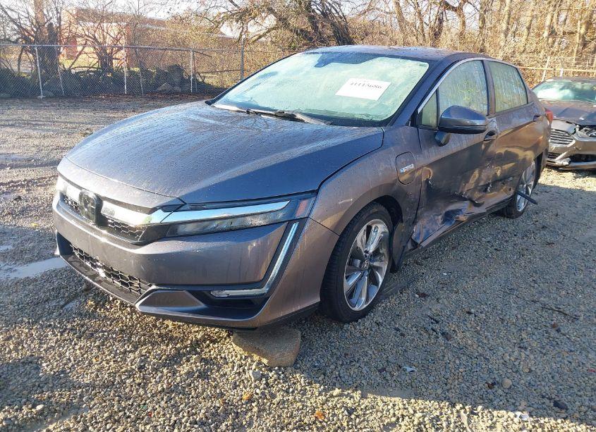 Photo 2 of 2018 Honda Clarity PLUG-IN HYBRID TOURING (VIN JHMZC5F36JC001603)