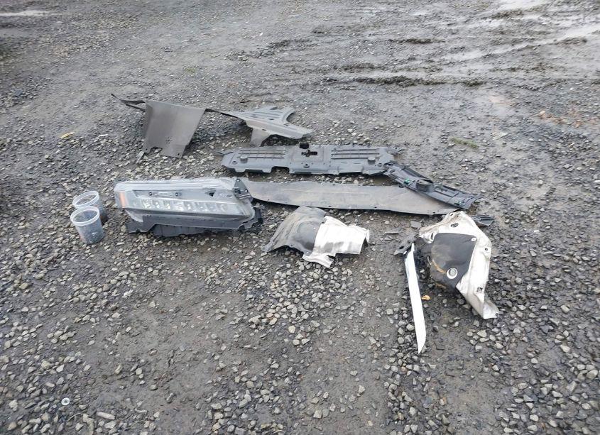 Photo 12 of 2018 Honda Clarity PLUG-IN HYBRID TOURING (VIN JHMZC5F36JC006333)