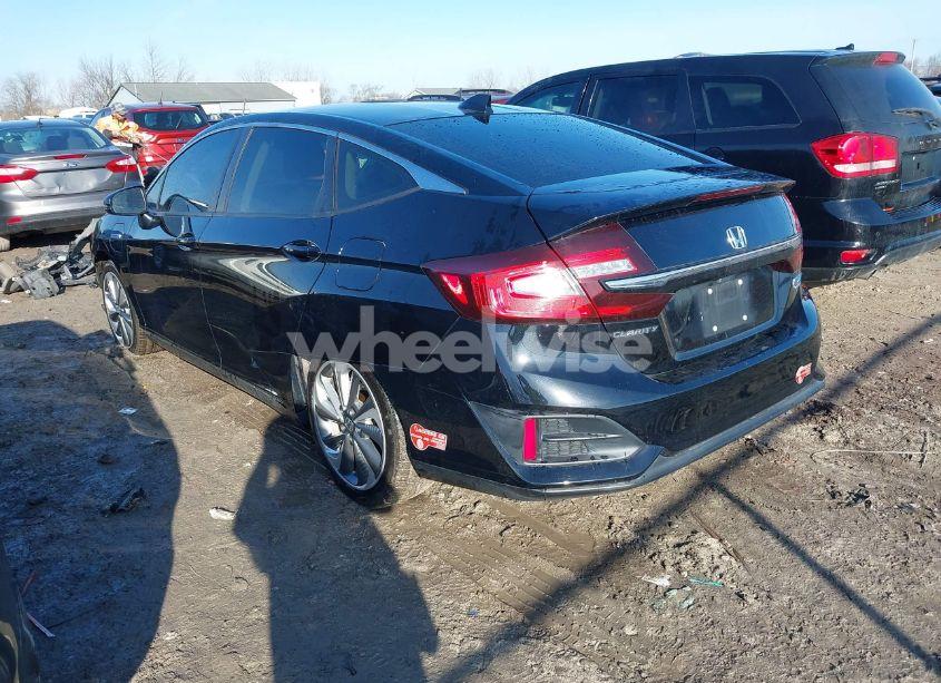 Photo 3 of 2018 Honda Clarity PLUG-IN HYBRID TOURING (VIN JHMZC5F37JC003084)