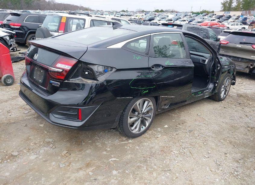 Photo 4 of 2018 Honda Clarity PLUG-IN HYBRID TOURING (VIN JHMZC5F37JC007572)