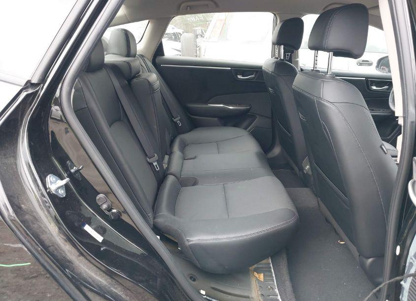 Photo 8 of 2018 Honda Clarity PLUG-IN HYBRID TOURING (VIN JHMZC5F37JC007572)