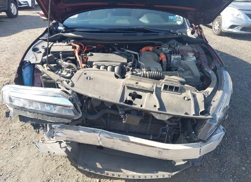 Photo 10 of 2021 Honda Clarity PLUG-IN HYBRID TOURING (VIN JHMZC5F37MC002117)