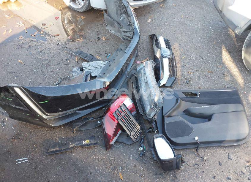 Photo 12 of 2018 Honda Clarity PLUG-IN HYBRID TOURING (VIN JHMZC5F38JC002560)