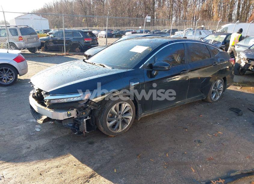Photo 2 of 2018 Honda Clarity PLUG-IN HYBRID TOURING (VIN JHMZC5F38JC002560)