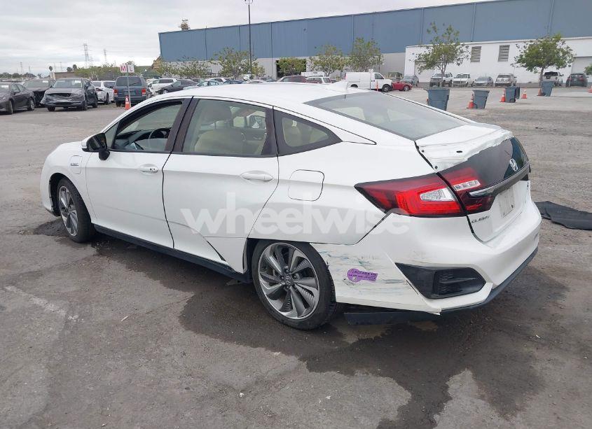 Photo 3 of 2018 Honda Clarity PLUG-IN HYBRID TOURING (VIN JHMZC5F38JC015079)