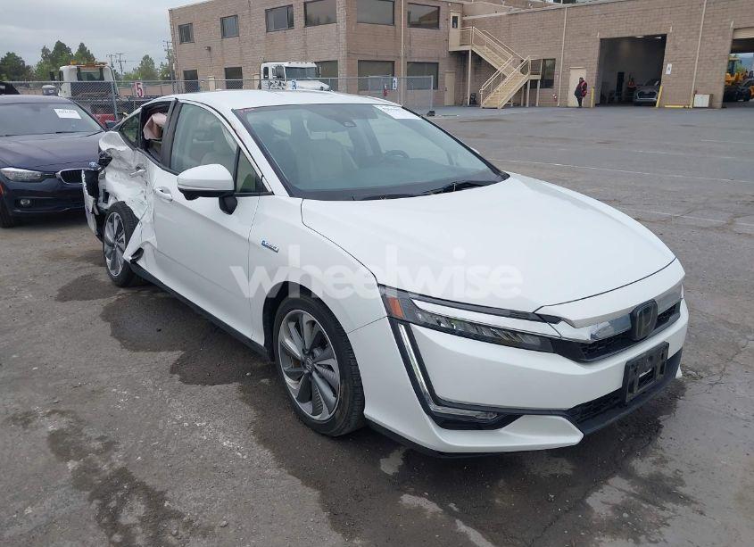 Photo 6 of 2018 Honda Clarity PLUG-IN HYBRID TOURING (VIN JHMZC5F38JC015079)
