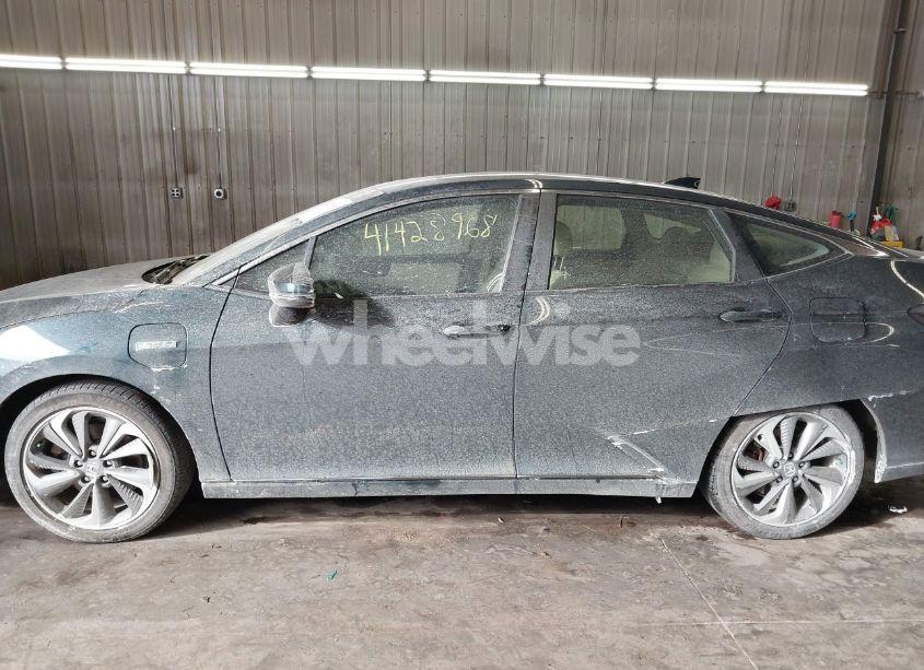 Photo 15 of 2018 Honda Clarity PLUG-IN HYBRID TOURING (VIN JHMZC5F39JC002521)