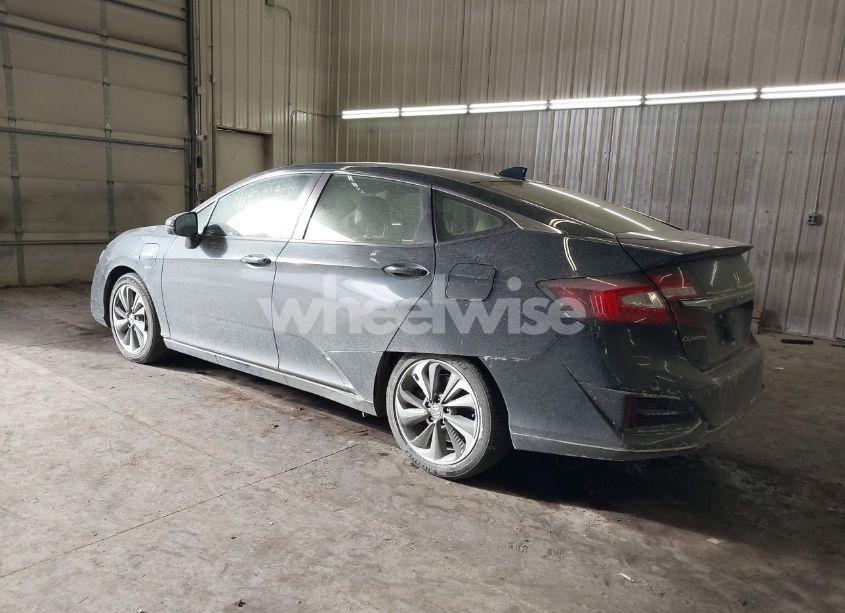 Photo 3 of 2018 Honda Clarity PLUG-IN HYBRID TOURING (VIN JHMZC5F39JC002521)