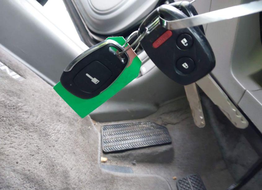 Photo 11 of 2010 Honda Insight LX (VIN JHMZE2H51AS040628)