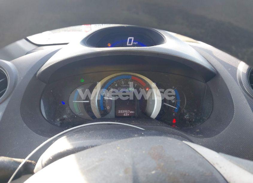 Photo 7 of 2010 Honda Insight LX (VIN JHMZE2H54AS041711)