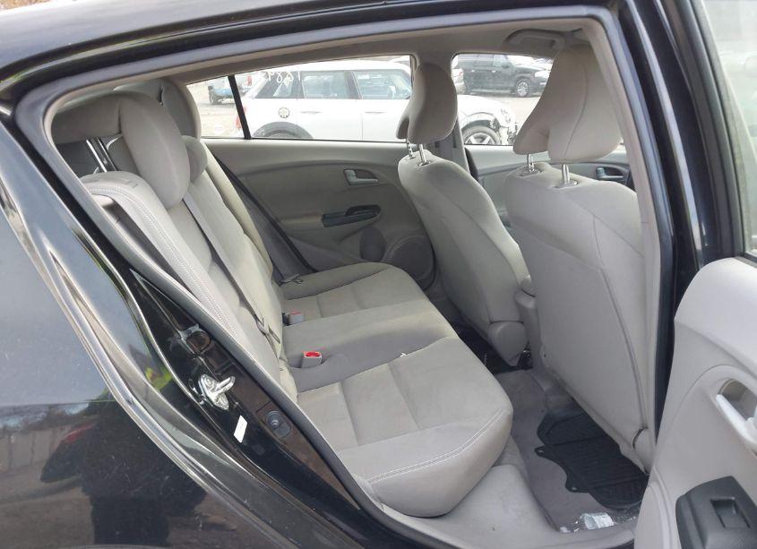 Photo 8 of 2014 Honda Insight LX (VIN JHMZE2H56ES003211)