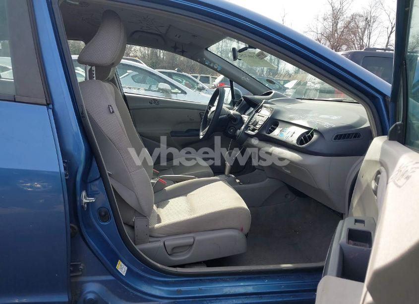 Photo 5 of 2010 Honda Insight LX (VIN JHMZE2H59AS039680)