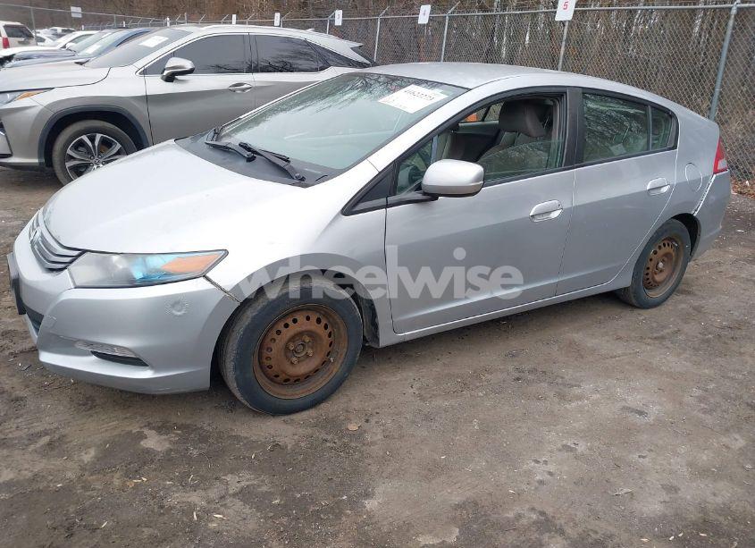 Photo 2 of 2010 Honda Insight LX (VIN JHMZE2H59AS039971)