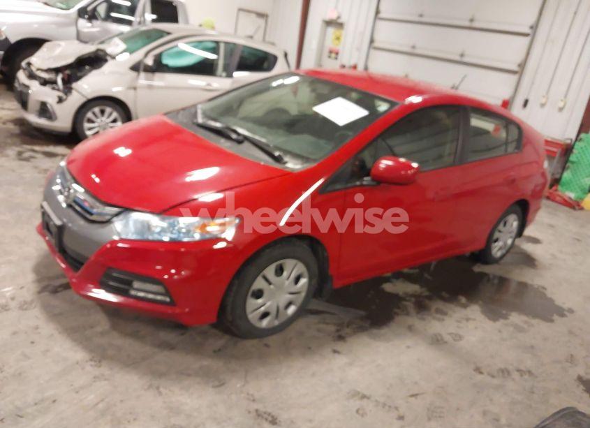 Photo 2 of 2013 Honda Insight LX (VIN JHMZE2H5XDS002593)