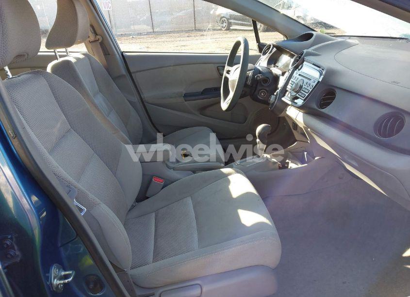 Photo 5 of 2010 Honda Insight EX (VIN JHMZE2H72AS028280)