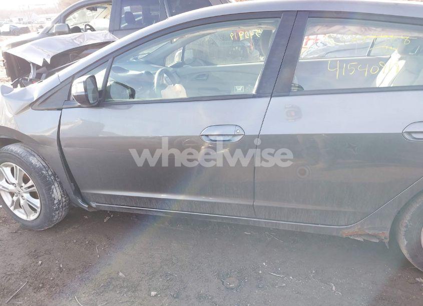 Photo 13 of 2010 Honda Insight EX (VIN JHMZE2H73AS004568)