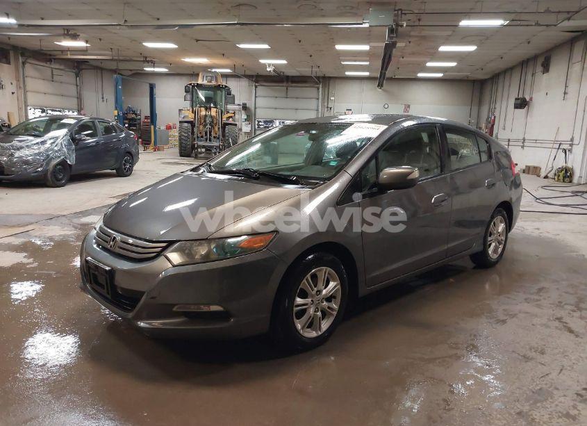 Photo 2 of 2010 Honda Insight EX (VIN JHMZE2H73AS034122)
