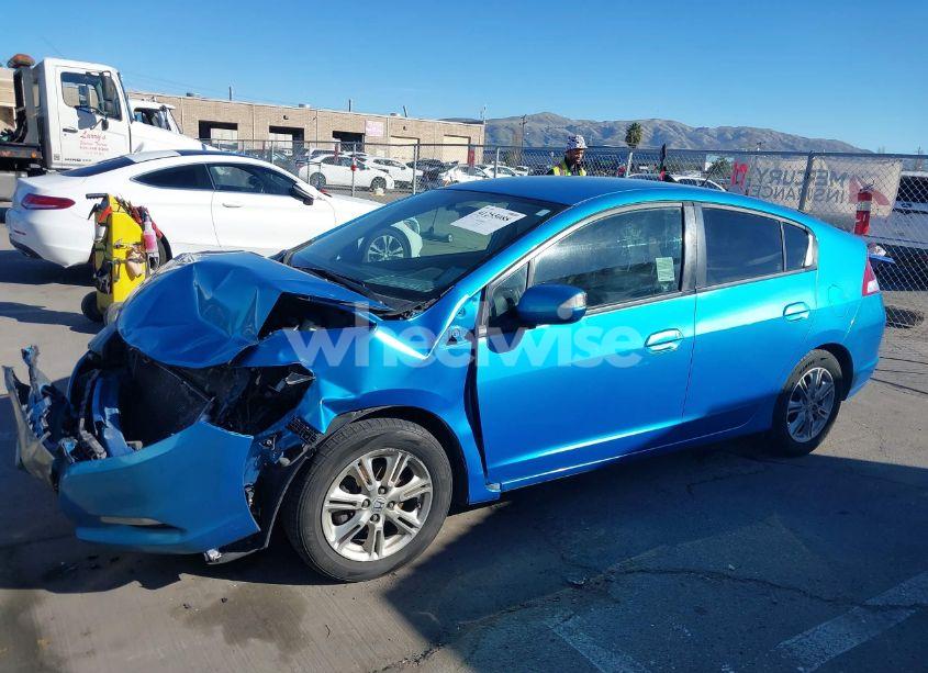 Photo 2 of 2010 Honda Insight EX (VIN JHMZE2H75AS003406)