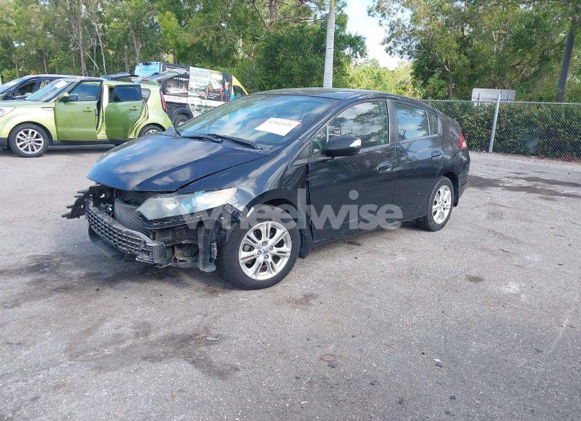 Photo 2 of 2010 Honda Insight EX (VIN JHMZE2H76AS000837)
