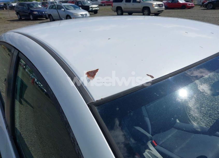 Photo 6 of 2010 Honda Insight EX (VIN JHMZE2H77AS038206)