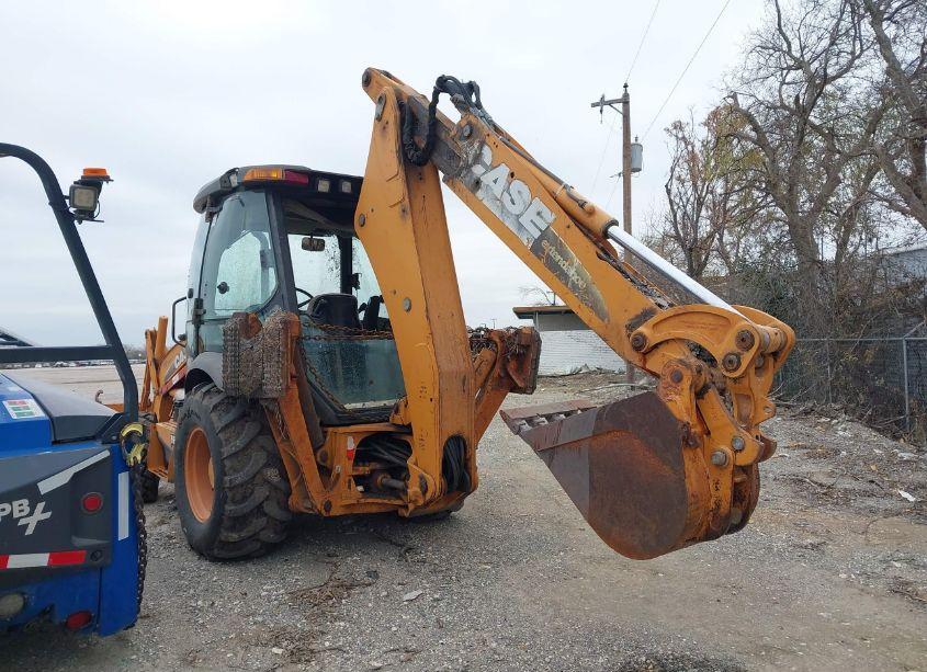 Photo 3 of 2011 Case 580sn BACKHOE (VIN JJGN58SNPBC542305)