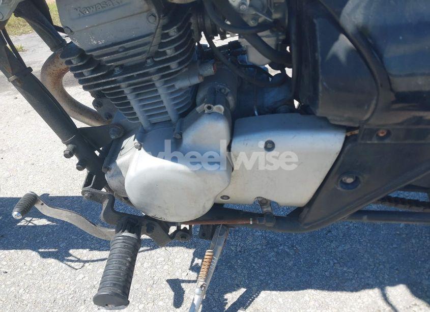 Photo 9 of 2002 Kawasaki Bn125 A (VIN JKABNRA132DA05840)