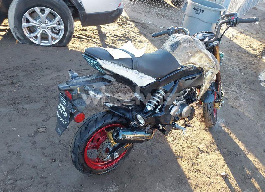 Photo 4 of 2024 Kawasaki Br125 J (VIN JKABRRJ10RDA31049)