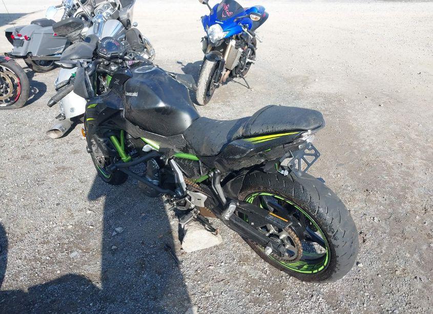 Photo 3 of 2019 Kawasaki Er650 G (VIN JKAEREG18KDA02501)