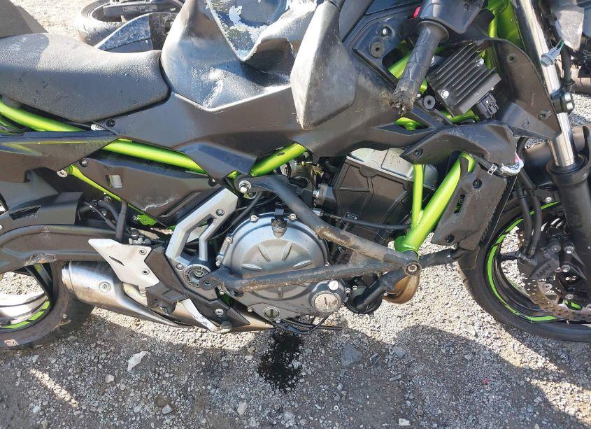 Photo 8 of 2019 Kawasaki Er650 G (VIN JKAEREG18KDA02501)