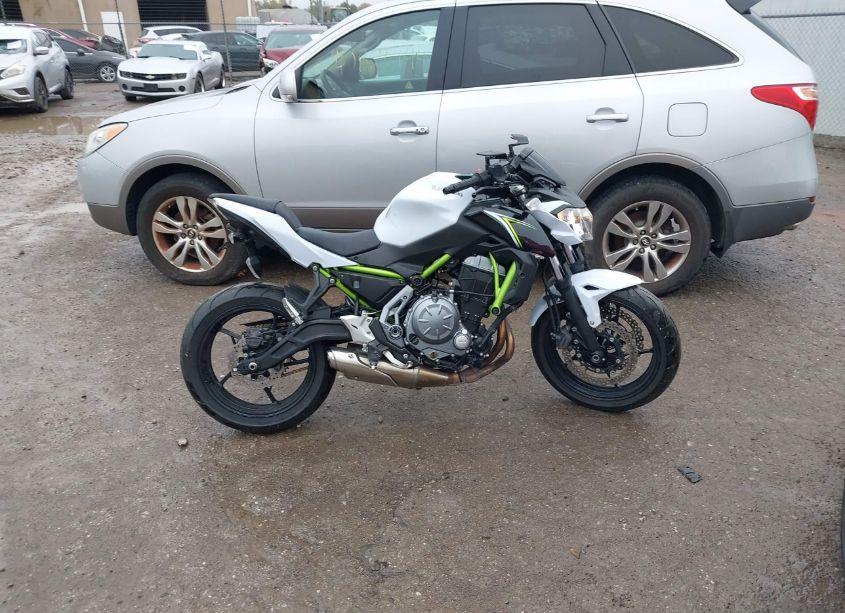 Photo 12 of 2017 Kawasaki Er650 H (VIN JKAEREH18HDA01243)