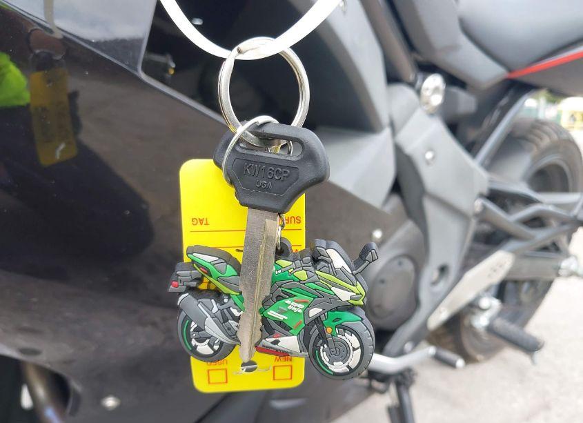 Photo 11 of 2011 Kawasaki Ex650 C (VIN JKAEXEC10BDA64826)